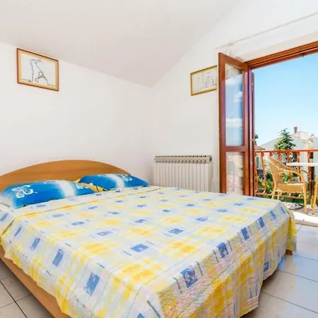 Valjalo Apartment *