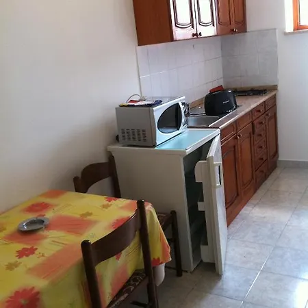 Valjalo Apartment *