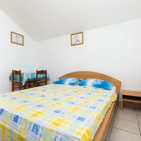 Valjalo Apartment